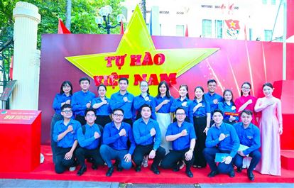 Phát động Chiến dịch truyền thông Tôi yêu Tổ quốc tôi