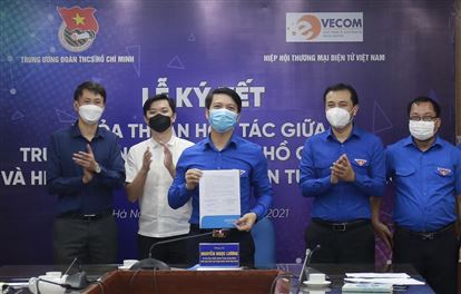 Nâng cao nhận thức và năng lực về thương mại điện tử, chuyển đổi số trong thanh niên