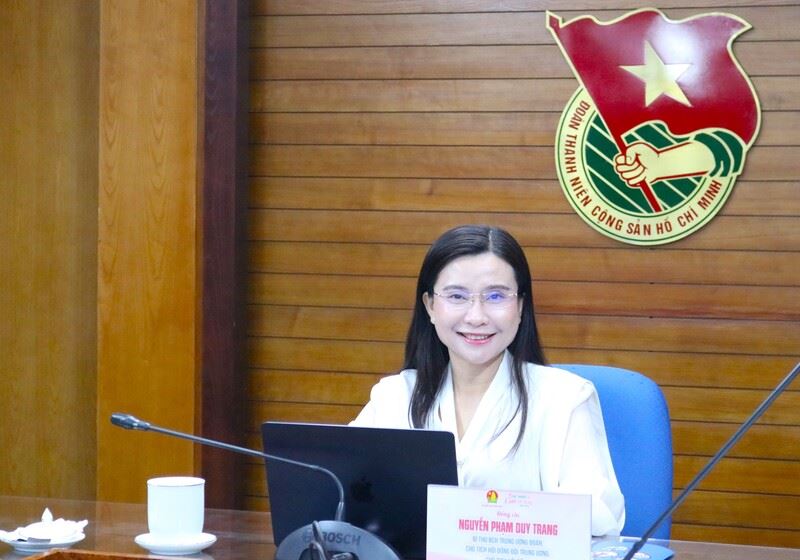121 hồ sơ xét chọn giải thưởng Cánh én hồng năm 2025