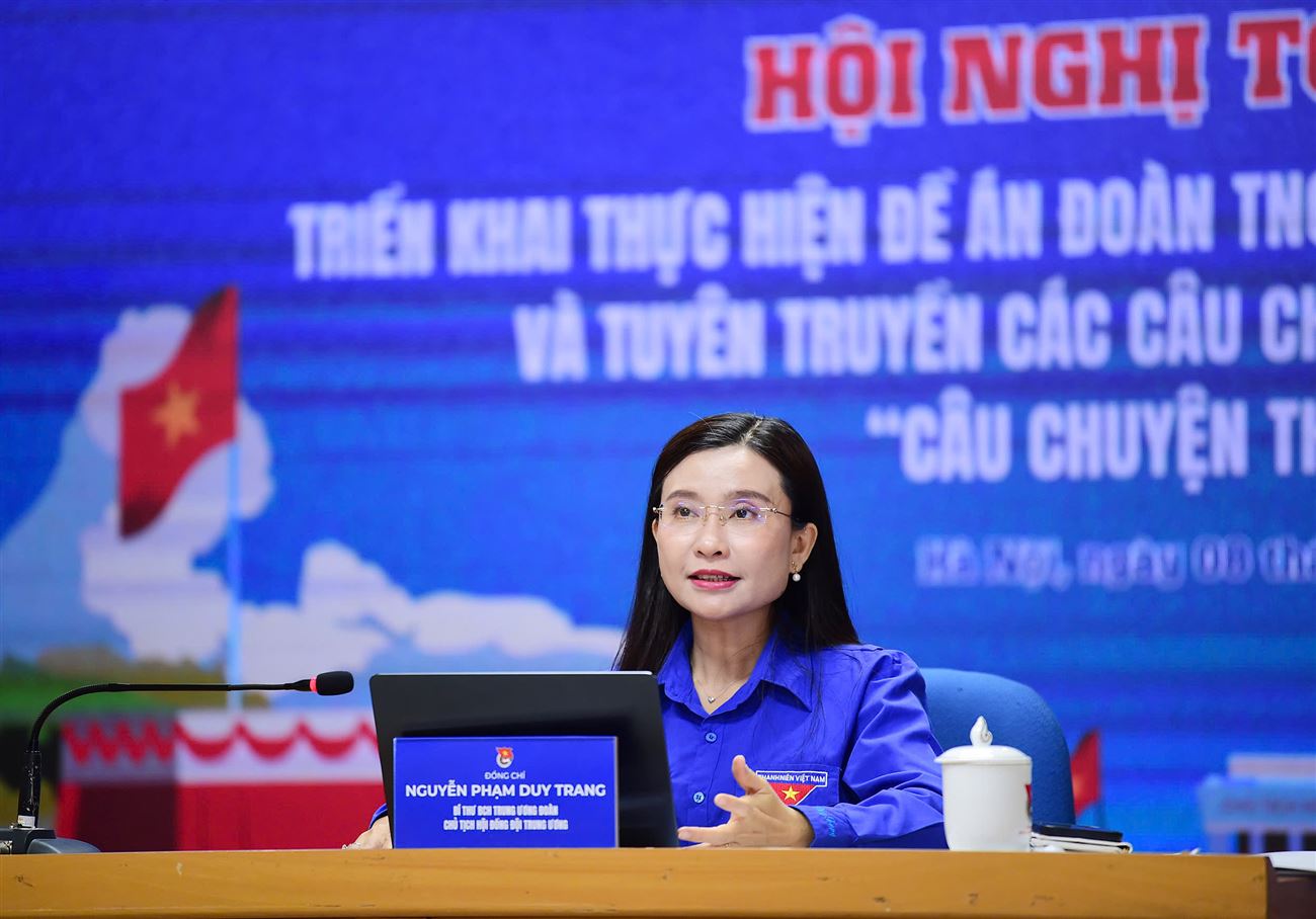 Mỗi câu chuyện lịch sử phải được sống một cuộc đời mới trên không gian mạng