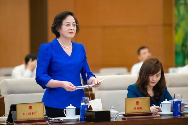Bộ trưởng Nội vụ: Chưa có căn cứ, cơ sở trong việc điều chỉnh tiền lương năm 2026