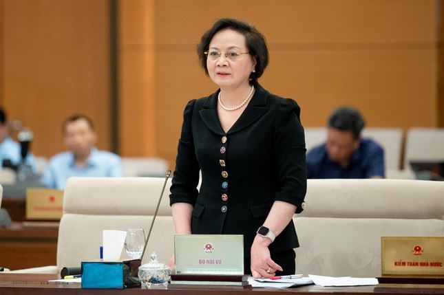 Đề xuất nhiều quy định mới liên quan đến cán bộ, công chức