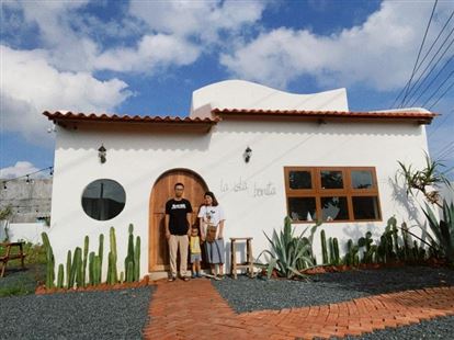 Rời Hà Nội theo đuổi đam mê homestay trên núi dưới biển