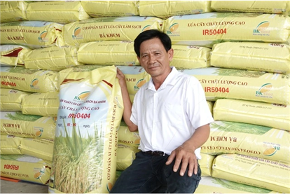 Tỉ phú lúa giống miền Tây: Người đi lên từ cơ hàn