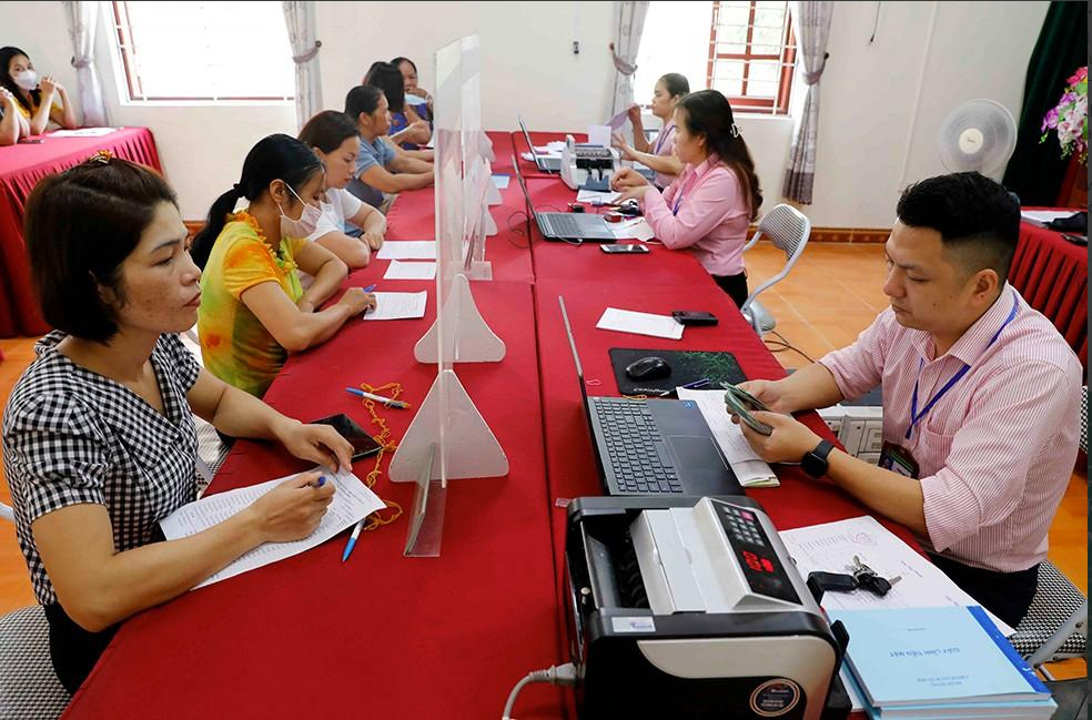 Tín dụng chính sách xã hội trơn tru, bon bon sau sáp nhập