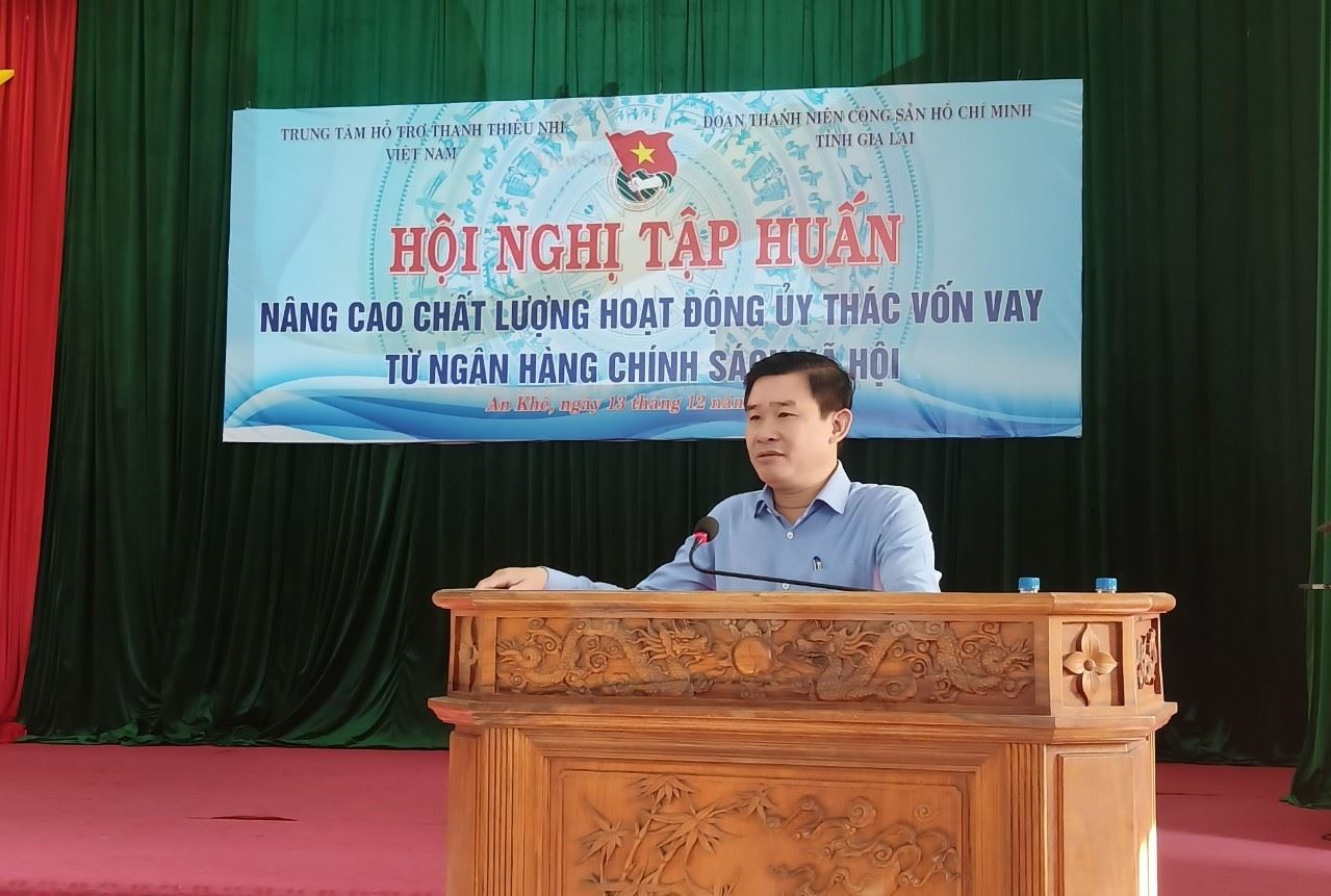 Hội nghị tập huấn hướng dẫn nghiệp vụ quản lý vốn vay, biện pháp nâng cao hiệu quả sử dụng nguồn vốn ủy thác từ Ngân hàng chính sách xã hội.