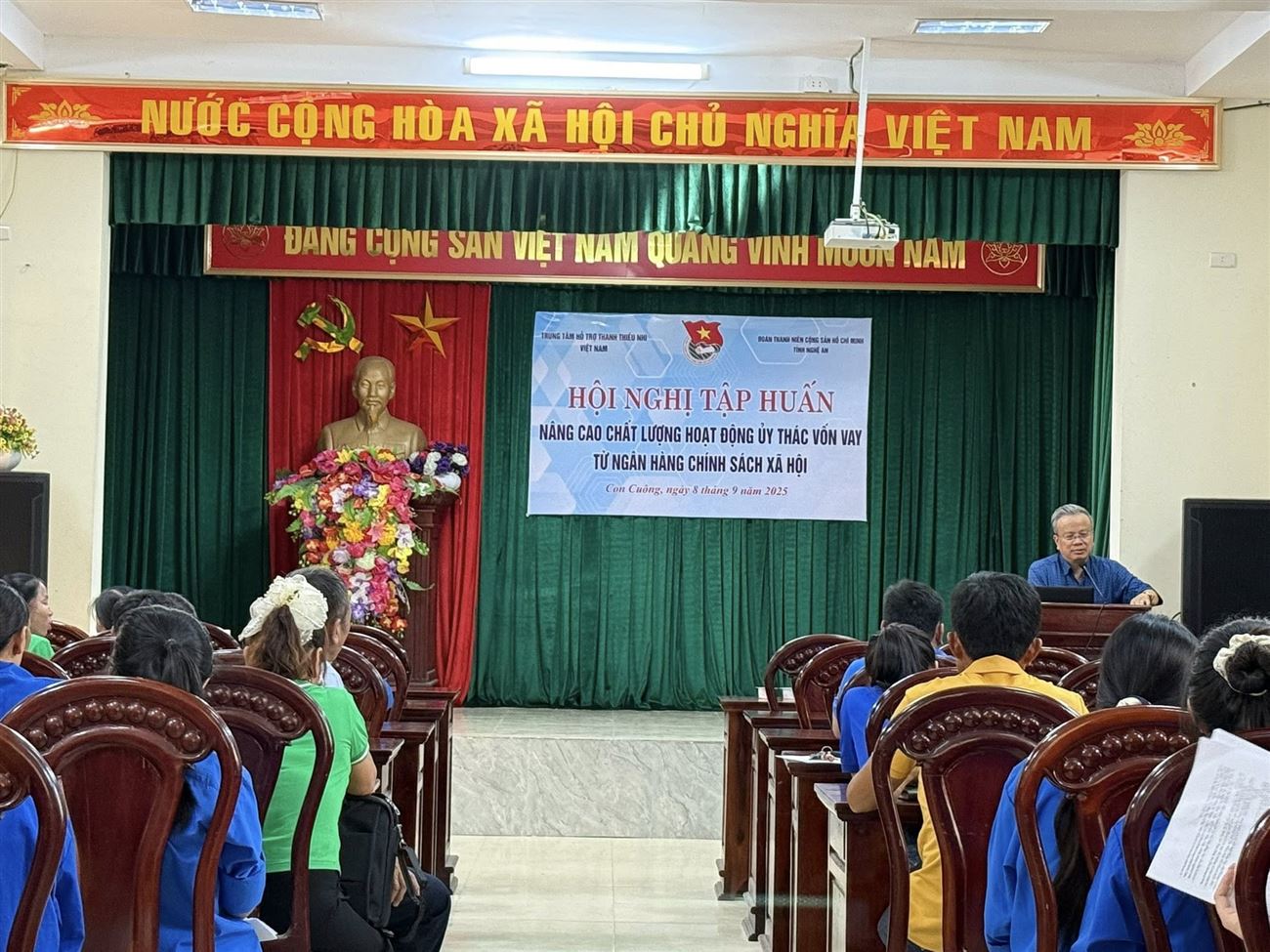 TẬP HUẤN NÂNG CAO CHẤT LƯỢNG QUẢN LÝ VỐN VAY ỦY THÁC TỪ NGÂN HÀNG CHÍNH SÁCH XÃ HỘI NĂM 2025