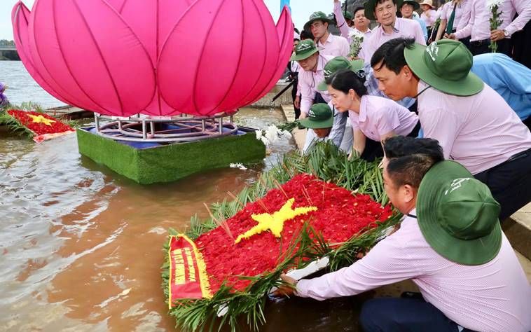 Tháng Bảy về miền “đất lửa” anh hùng