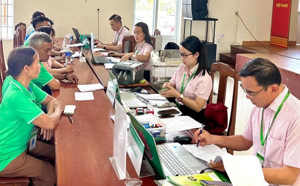 Tín dụng chính sách hỗ trợ người dân Khe Tre sau thiên tai
