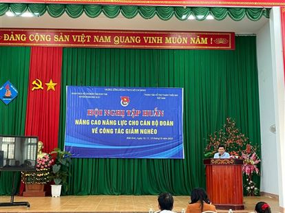 Hội nghị tập huấn nâng cao năng lực cán bộ Đoàn cơ sở năm 2023 tại huyện Đăk Glei, tỉnh Kon Tum