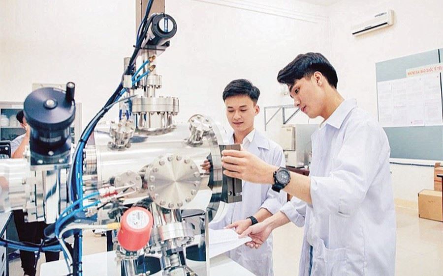 Chính sách về tín dụng với HSSV, học viên thạc sĩ, nghiên cứu sinh học các ngành khoa học, công nghệ, kỹ thuật và toán