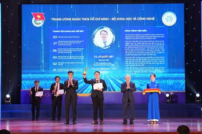 Trao Giải thưởng Quả Cầu Vàng và Giải thưởng Nữ sinh Khoa học công nghệ Việt Nam năm 2025
