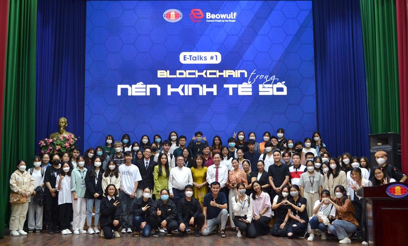 Ngành Thông tin – Thư viện: Phát huy năng lực tích hợp của người học trong thời đại số ảnh 1