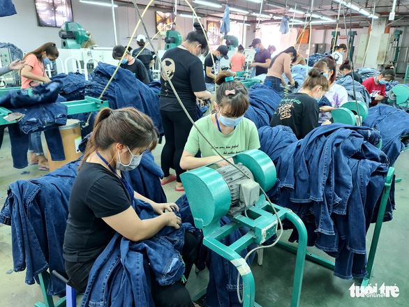 Vay vốn lãi suất 0% trả lương người lao động ngừng việc, được không?