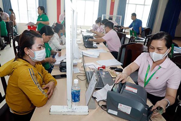Giải ngân hơn 163 tỉ đồng cho người sử dụng lao động để trả lương ngừng việc, trả lương phục hồi sản xuất