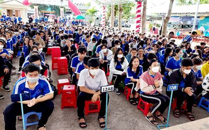 Ngày hội tư vấn nghề nghiệp và giới thiệu việc làm năm 2022 tại An Phú