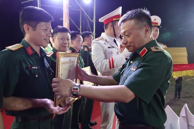 Tuổi trẻ Quân đội viết tiếp bản hùng ca toàn thắng