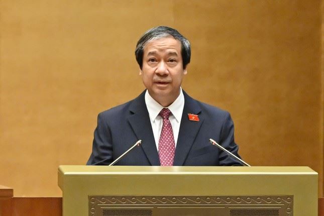 Đề xuất mới về miễn, hỗ trợ học phí với trẻ em mầm non, học sinh phổ thông cả nước