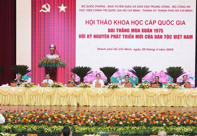 Đại thắng mùa Xuân 1975 là nền tảng để đất nước bước vào kỷ nguyên mới