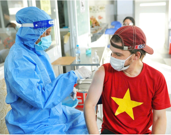 Ca COVID-19 tại TP.HCM tăng nhẹ, không ghi nhận ca bệnh nặng