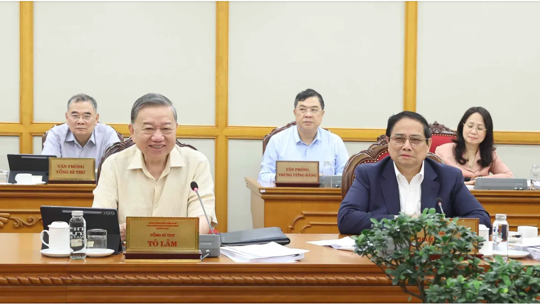 Kết luận của Bộ Chính trị, Ban Bí thư: Quy hoạch, đánh giá cán bộ đúng nguyên tắc có vào có ra, có lên có xuống