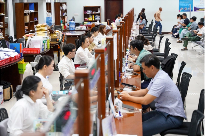 Những việc cán bộ, công chức không được làm từ tháng 7
