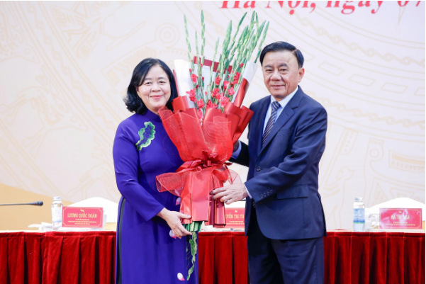 Đồng chí Bùi Thị Minh Hoài làm Chủ tịch Ủy ban T.Ư Mặt trận Tổ quốc Việt Nam