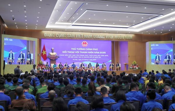 Thủ tướng Chính phủ Phạm Minh Chính đối thoại với thanh niên năm 2025