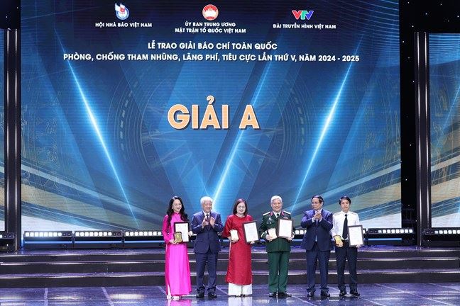 Vinh danh 44 tác phẩm xuất sắc đoạt Giải Báo chí toàn quốc phòng, chống tham nhũng, lãng phí, tiêu cực lần thứ V
