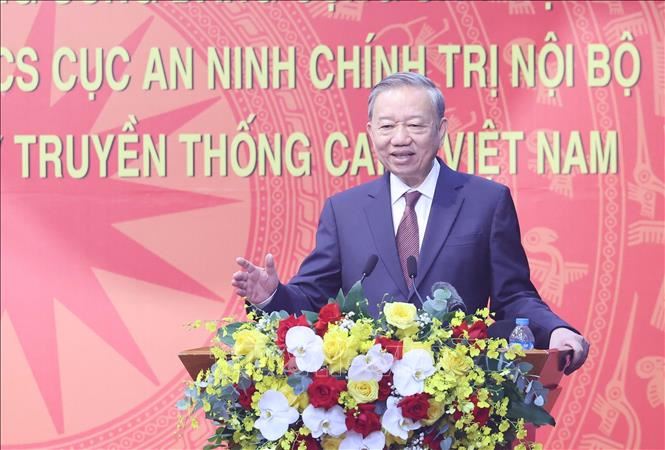 Tổng Bí thư: Đổi mới mạnh mẽ tư duy, cách thức triển khai bảo vệ an ninh chính trị nội bộ