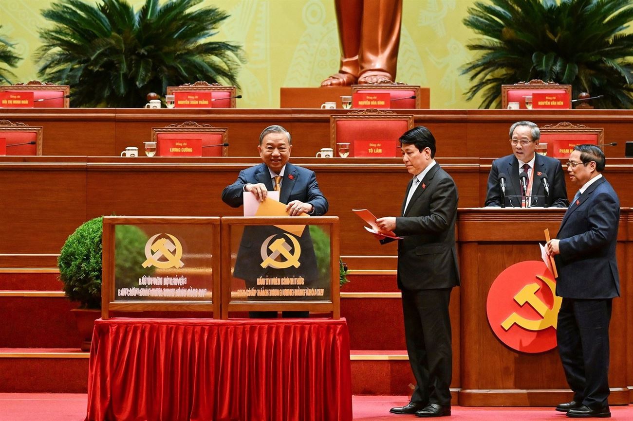 Ban Chấp hành Trung ương Đảng khóa XIV tiến hành Hội nghị lần thứ nhất