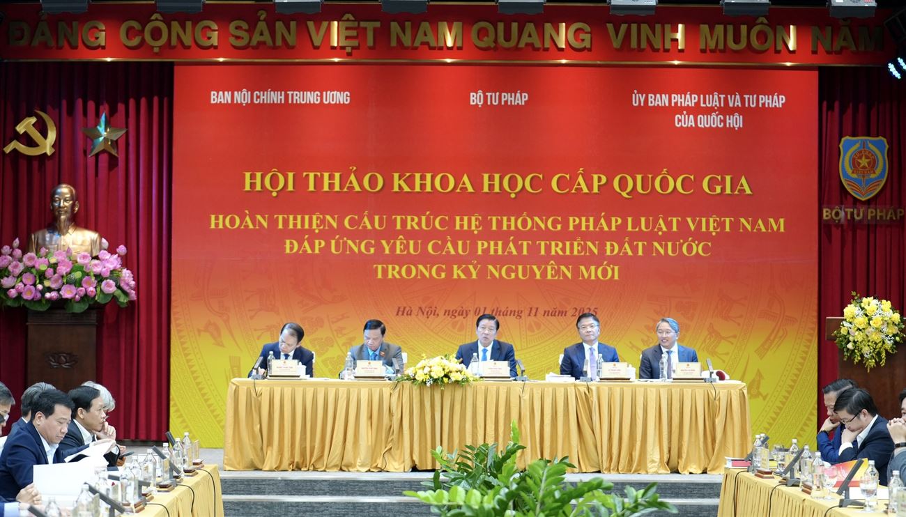 Làm rõ căn cứ lý luận, nền tảng cho việc hoàn thiện cấu trúc hệ thống pháp luật
