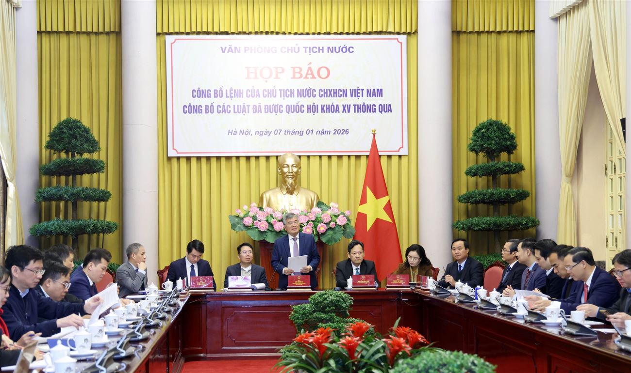 Công bố Lệnh của Chủ tịch nước về nhiều luật mới liên quan đến giáo dục, báo chí