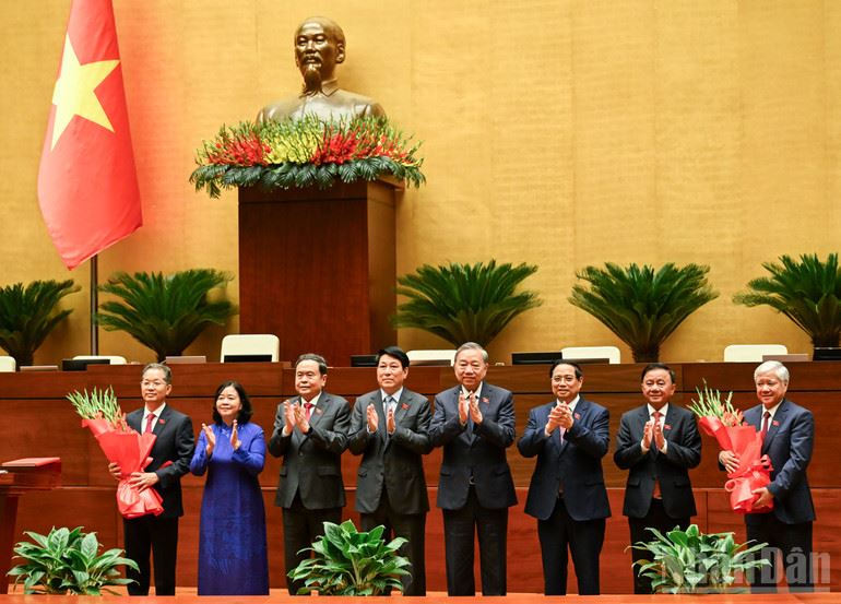 Ông Đỗ Văn Chiến được bầu giữ chức Phó Chủ tịch Quốc hội