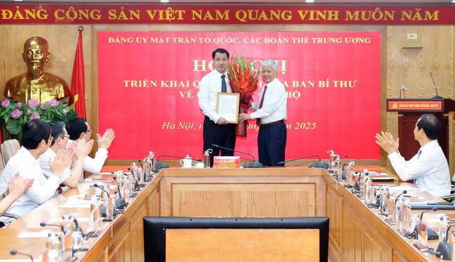 Anh Ngô Văn Cương được điều động, chỉ định làm Phó Bí thư chuyên trách Đảng ủy MTTQ, các đoàn thể Trung ương