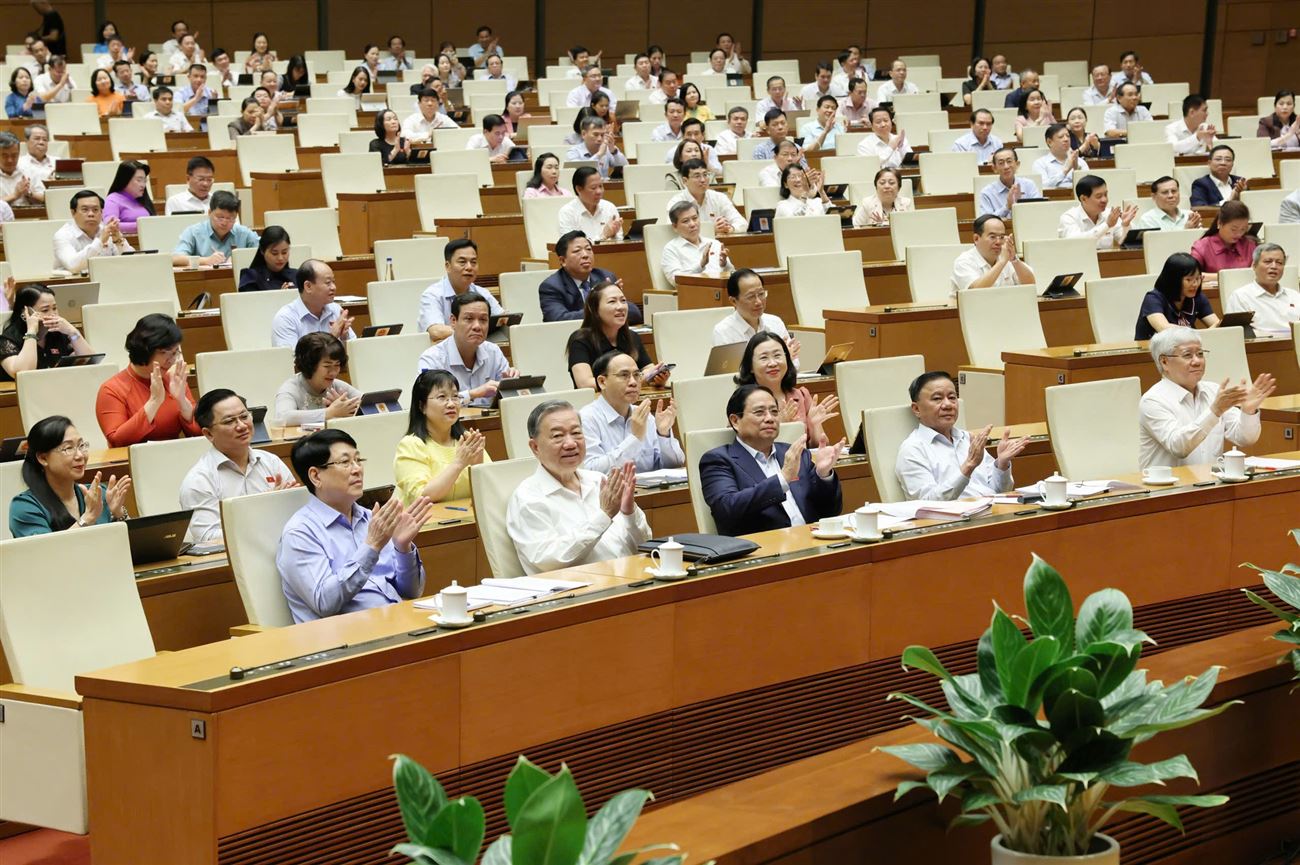 Công chức, viên chức không được thành lập, góp vốn và quản lý doanh nghiệp