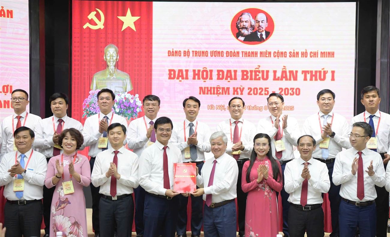 Ra mắt Ban Chấp hành Đảng bộ Trung ương Đoàn nhiệm kỳ 2025 - 2030