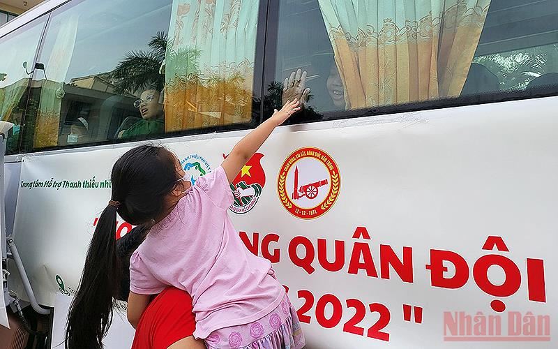 Chiến sĩ “nhí” lên đường tham gia “Học kỳ trong quân đội”