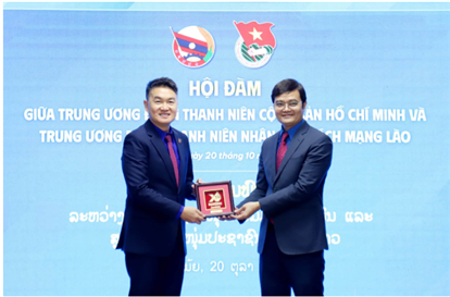 Vun đắp tình đoàn kết đặc biệt của thế hệ trẻ hai nước Việt Nam – Lào